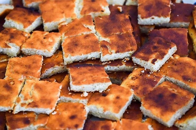 Postres - Cosa de horno, sopa de leche, pan de arroz, empanadas y más.